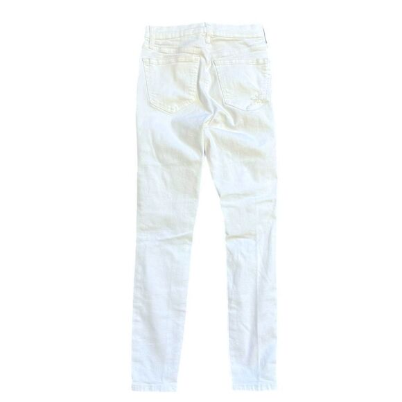 Topshop White Jamie Moto Distressed High-Rise Skinny Jeans

Product Details - Picture 7 of 9